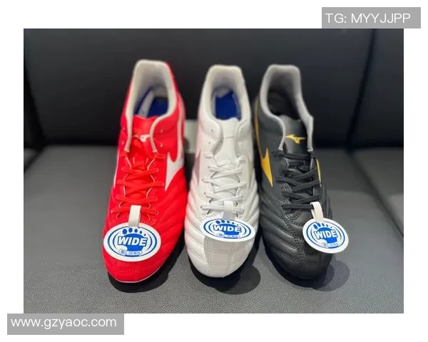 足球明星球鞋颜色大揭秘探索他们场上风格与个性的完美结合